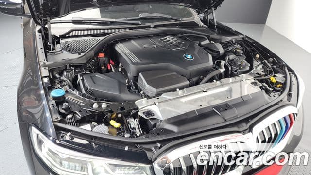 BMW 3 Series 2022 — фото 6 из 20