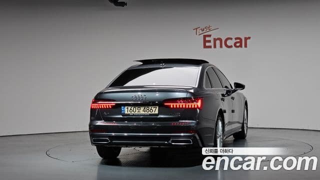 Audi A6 2021 — ფოტო 4/20