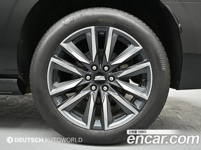 Cadillac Escalade 2023 — фото 4 из 20