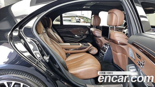 Mercedes-Benz S-Class 2020 — фото 12 из 20