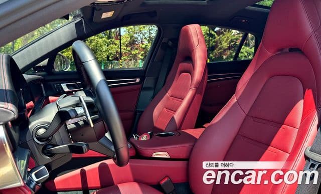 Porsche Panamera 2023 — фото 8 из 20