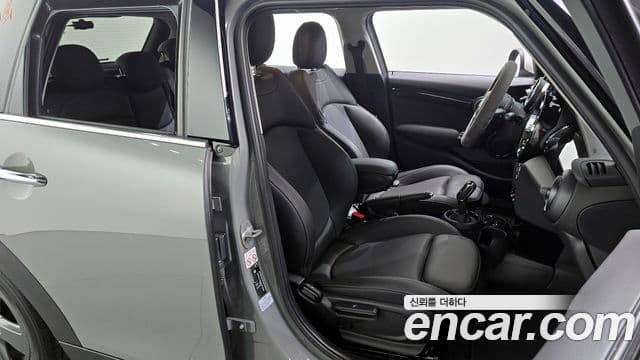 Mini Cooper 2021 — Şəkil 18/20
