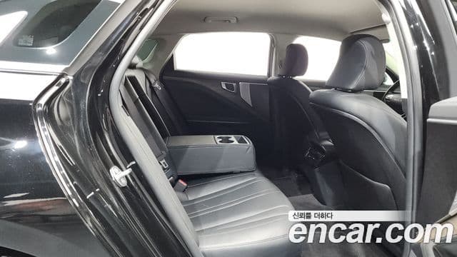 Kia K8 2023 — фото 11 из 20