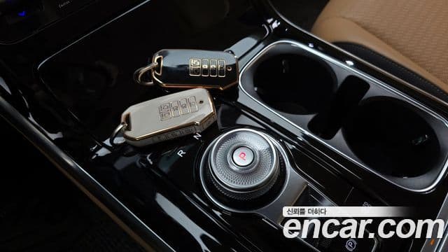 Kia Carnival 2023 — Фото 9/20