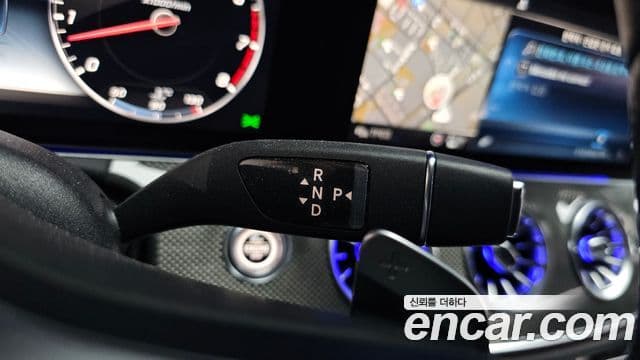 Mercedes-Benz E-Class 2020 — Фото 9/20