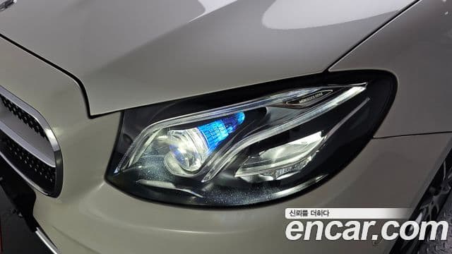 Mercedes-Benz E-Class 2020 — ფოტო 9/35