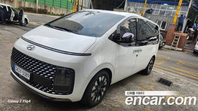 Hyundai Staria, 2022