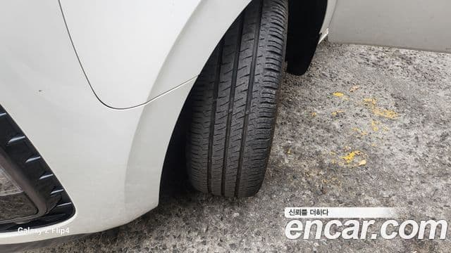 Hyundai Staria 2022 — ფოტო 2/20