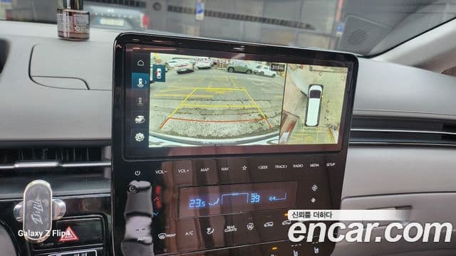 Hyundai Staria 2022 — ფოტო 4/20