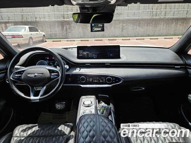 Genesis GV70 2021 — фото 9 из 20