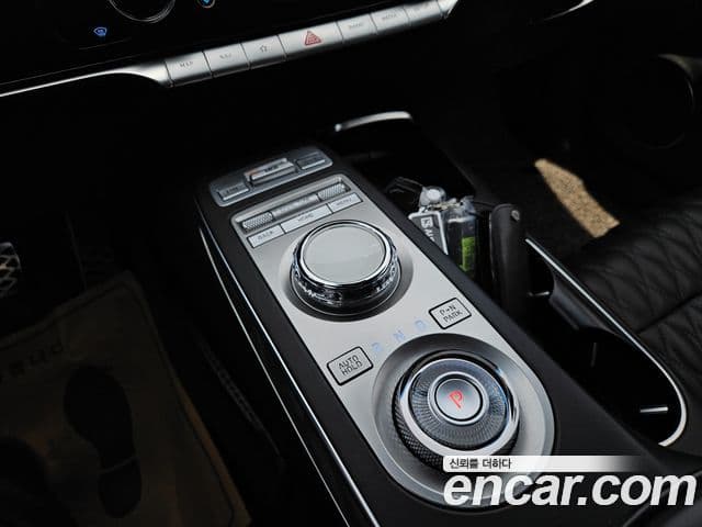 Genesis GV70 2021 — фото 7 из 20