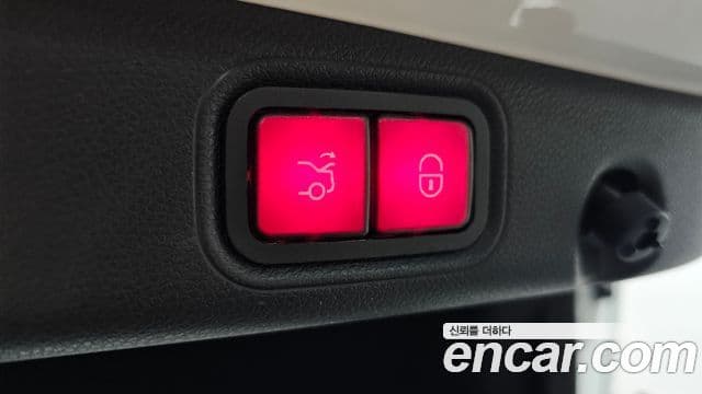 Mercedes-Benz E-Class 2018 — фото 16 из 20
