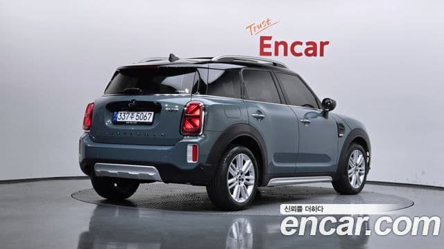 Mini Cooper Countryman 2023 — фото 2 из 20