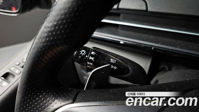 Hyundai Staria 2023 — фото 17 из 20