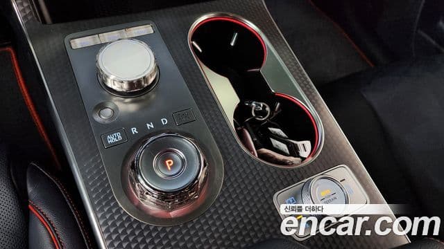 Genesis GV80 Coupe 2024 — Photo 25/32