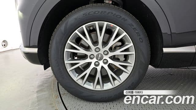 Genesis GV80 2023 — ფოტო 5/20