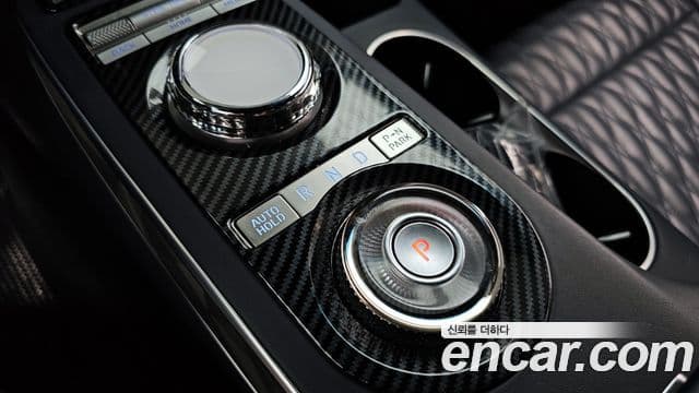 Genesis GV70 2021 — фото 9 из 20