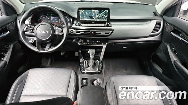 Kia Seltos 2021 — ფოტო 7/20