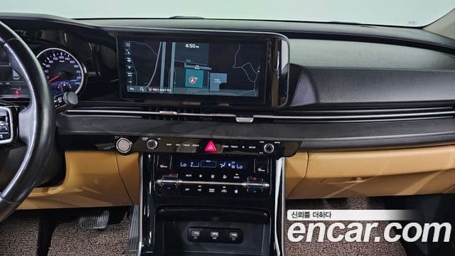 Kia Carnival 2020 — фото 15 из 20