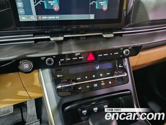 Kia Carnival 2020 — фото 14 из 20
