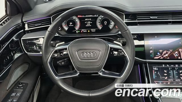 Audi A8 2021 — Şəkil 13/20