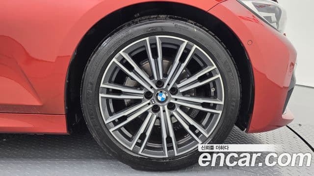 BMW 3 Series 2020 — Şəkil 22/41