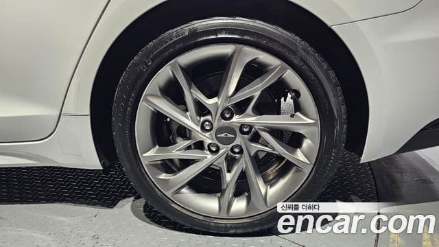 Genesis G70 2021 — фото 5 из 20