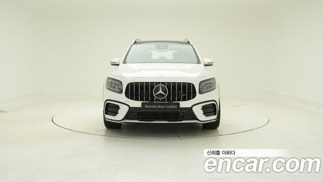 Mercedes-Benz GLB-Class 2025 — фото 2 из 17