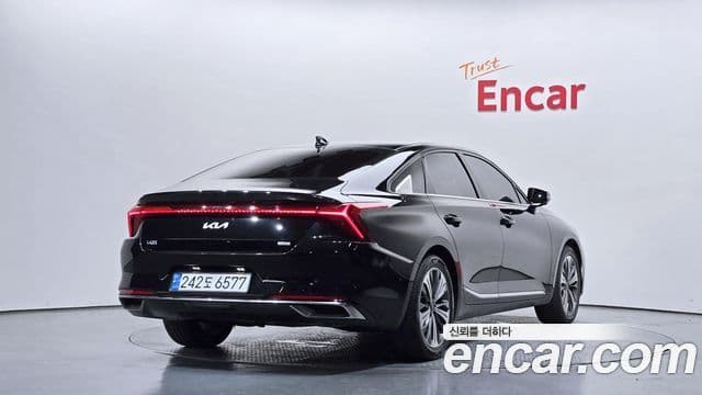 Kia K8 2022 — фото 1 из 20
