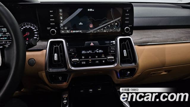 Kia Sorento 2021 — ფოტო 15/20