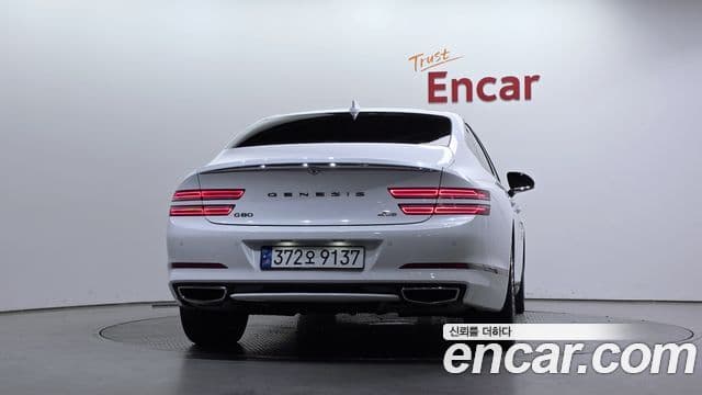 Genesis Electrified G80 2022 — фото 4 из 20