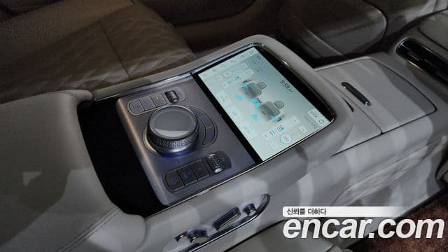 Genesis G90 2023 — фото 20 из 20