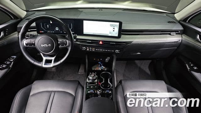 Kia K5 2025 — ფოტო 7/20
