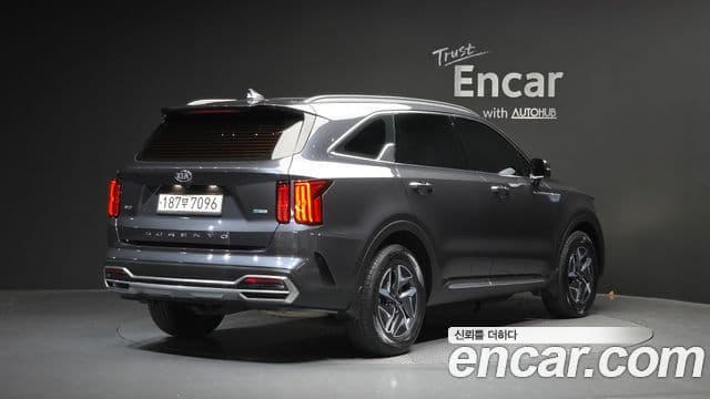 Kia Sorento 2021 — Şəkil 2/20