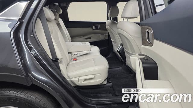 Kia Sorento 2021 — Şəkil 12/20