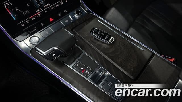 Audi A6 2020 — Photo 17/32