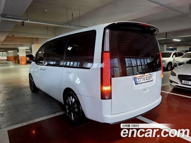 Hyundai Staria 2024 — ფოტო 4/20