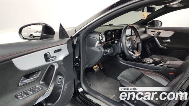 Mercedes-Benz CLA-Class 2022 — Фото 10/20