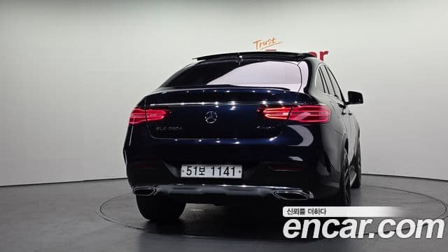 Mercedes-Benz GLE-Class 2018 — фото 4 из 20
