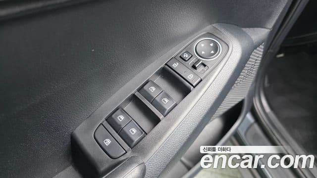 Kia Seltos 2022 — фото 12 из 20