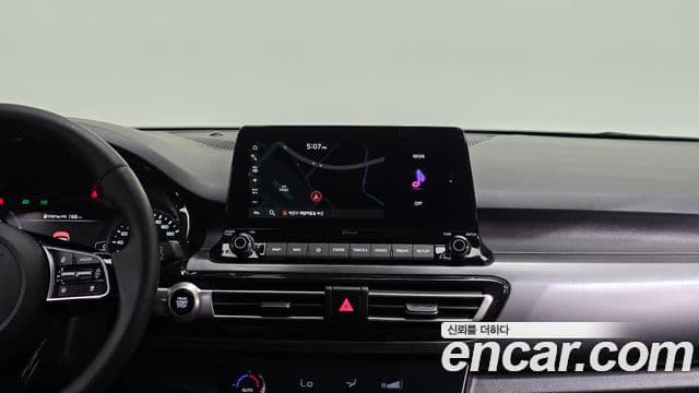 Kia Seltos 2022 — Şəkil 16/20