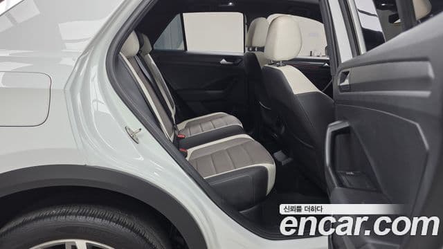 Volkswagen T-Roc 2022 — Фото 11/20