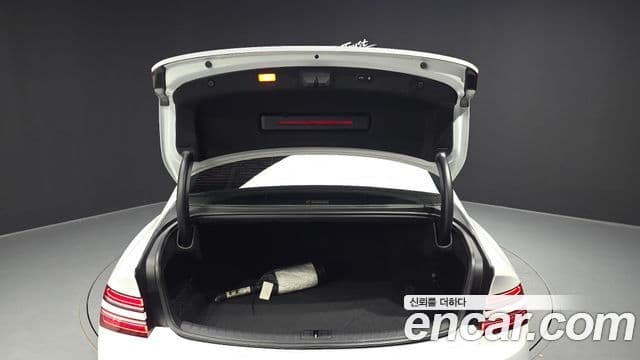 Genesis Electrified G80 2025 — фото 20 из 20