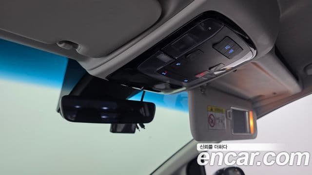 Hyundai Staria 2023 — ფოტო 20/20