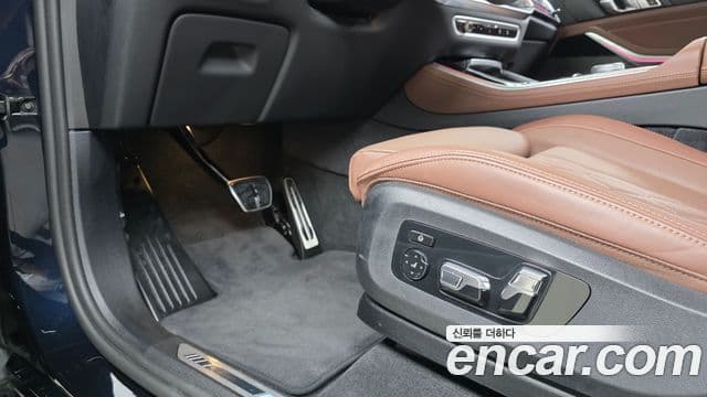 BMW X5 2025 — Photo 8/32
