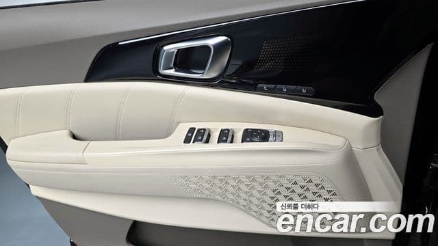 Kia Carnival 2025 — ფოტო 13/20