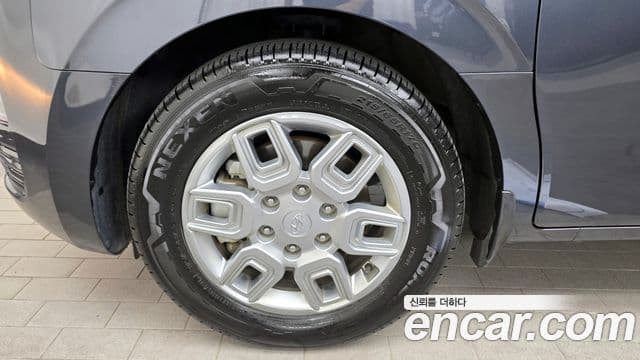 Hyundai Staria 2021 — ფოტო 4/20