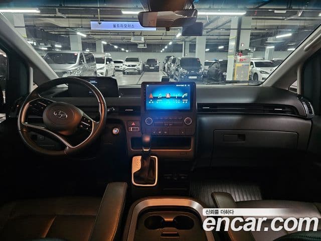 Hyundai Staria 2021 — фото 6 из 20