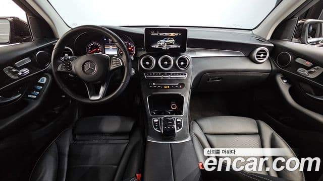 Mercedes-Benz GLC-Class 2019 — ფოტო 7/20