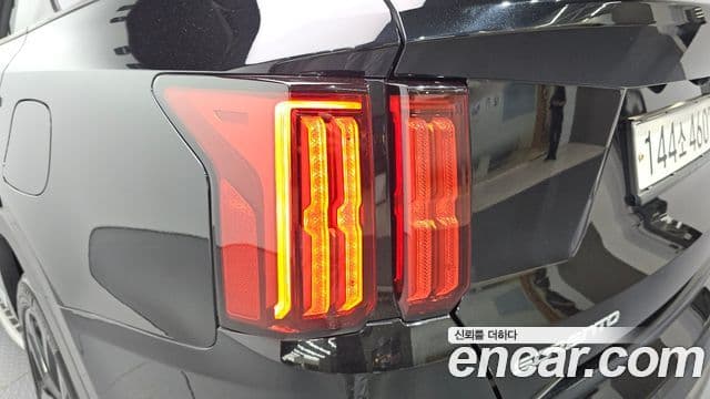 Kia Sorento 2022 — Photo 32/34